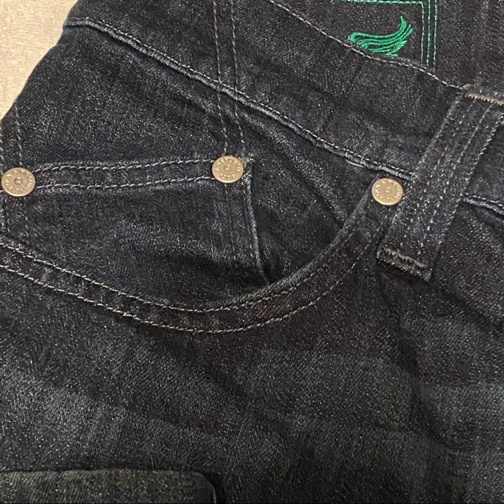 Rock & Republic Jeans Dark Blue 36 NEIL Button Fly Green Pocket Logo - Picture 12 of 13